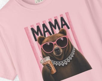 Mama Bear Coffee Graphic Tee | Entspannte Passform, stückgefärbtes Baumwollshirt