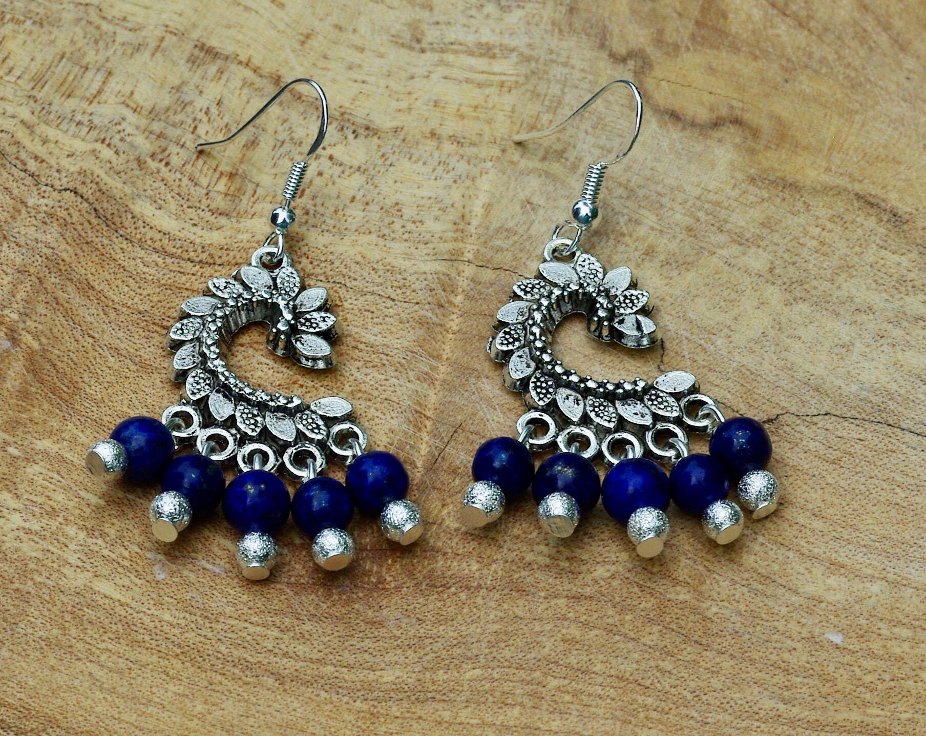 Boucles D'oreilles Kali En Argent Tibétain Avec Lapis Lazuli Et Jaspe - Neuf Avec étiquettes