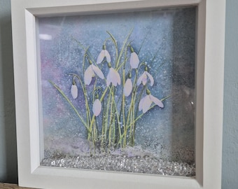 Snowdrop picture, snowdrop gift, scatter crystal frame, snow drop painting, snowdrop art, winter flowers, white flowers, botanical flowers,