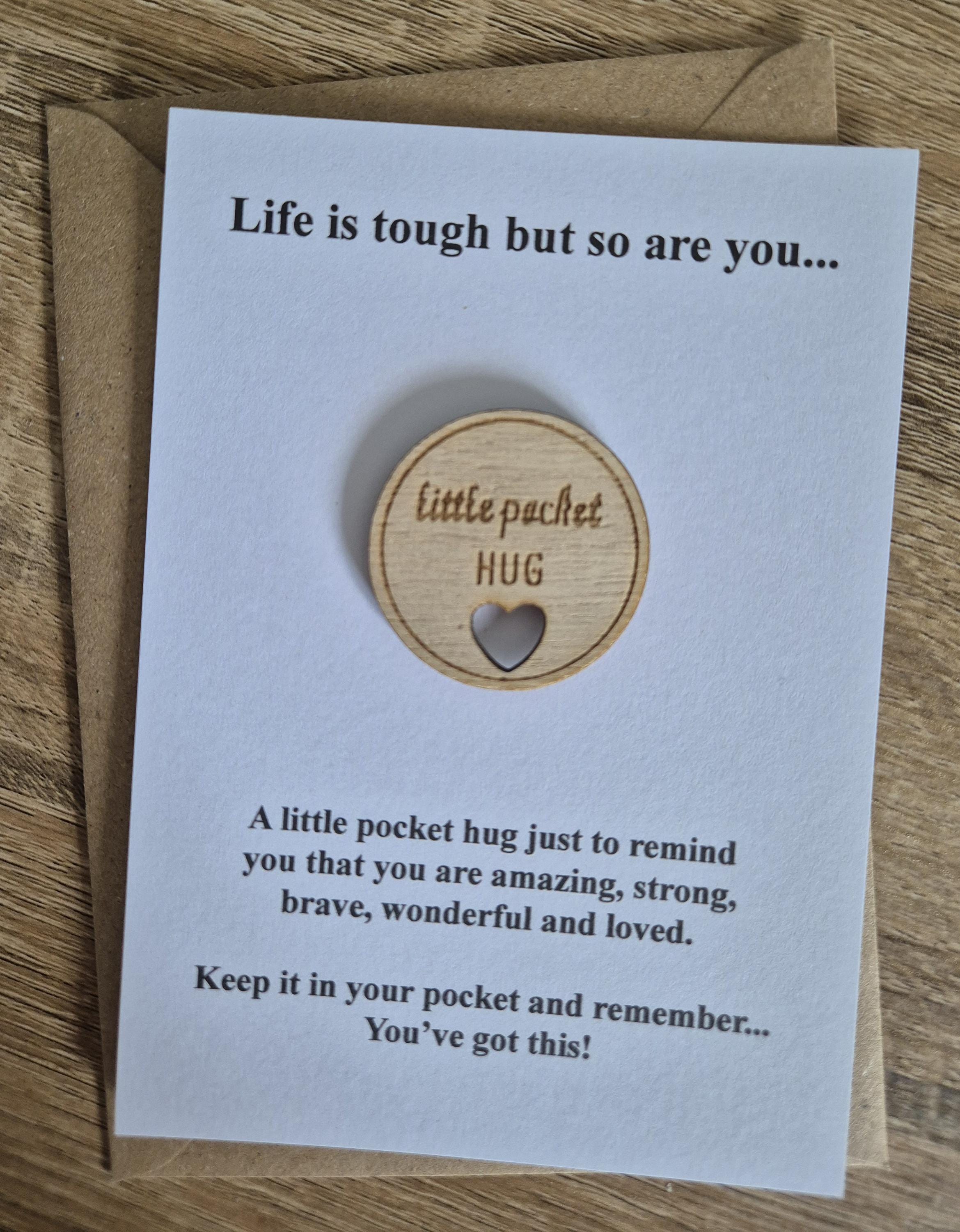 Pocket Hug Token – Kleines Holzherz Mit Karte, Als Aufheiterndes Geschenk Für Genesung & Mut