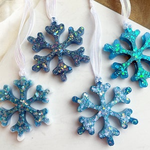 Glitter Snowflake Ornaments: Resin Ornaments, Christmas Tree Ornaments, Snowflake Decor, Sparkly Ornaments, Ornament Set, Blue Snowflakes