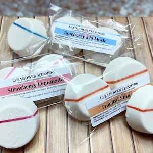 Fruity Fresh Lux Shower Steamer Set: Shower Bombs, Shower Fizz, Fruity Scent, Sweet Scent, Strawberry, Blueberry, Essential Oil, Fragrance