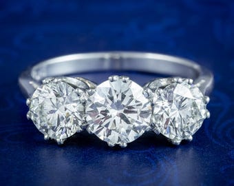 Anel Trilogia de Diamantes em Estilo Eduardiano com Diamante de 2,75 ct e Certificado