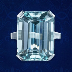 Anillo de cóctel Art Déco con aguamarina de 17 quilates