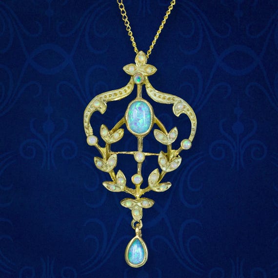 Victorian Style Opal Pendant Necklace