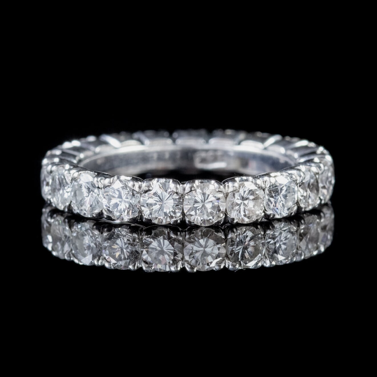 Vintage Diamond 18ct White Gold Full Eternity Ring Circa 1930