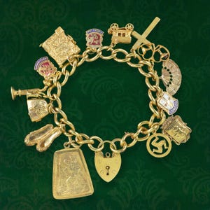 Vintage Charm Curb Bracelet With Heart Padlock And 14 Charms