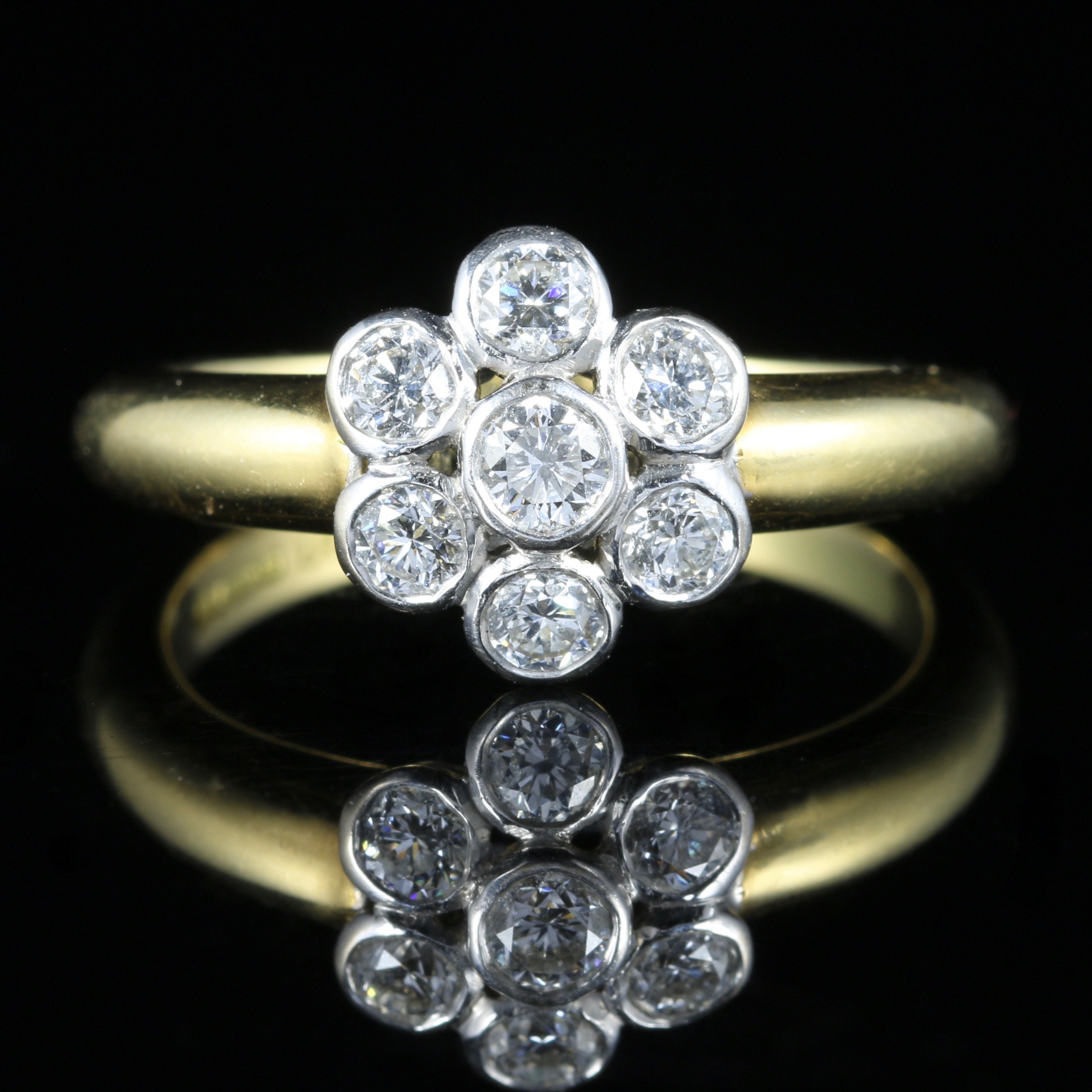 Diamond Cluster Engagement Ring 18ct Gold