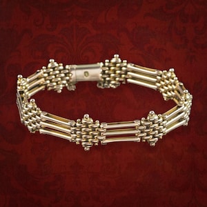 Antique Victorian Gate Bracelet 9ct Gold