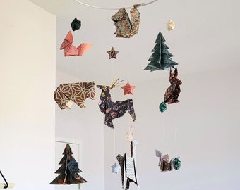 Origami baby mobile woodland animals, origami enchanted forest mobile with fox, bear, deer, squirrel, bunny, for nursery and baby crib