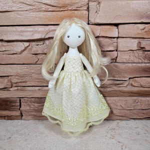Kleine textielprinsespop, fee Lappenpop handgemaakt Kleine zachte pop, Tilda