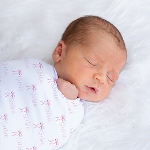 Bow Swaddle, Baby Girl Swaddle, Personalized Swaddle Blanket Girl, Custom Swaddle Blanket, Newborn Swaddle, Customized Blanket, Nursery