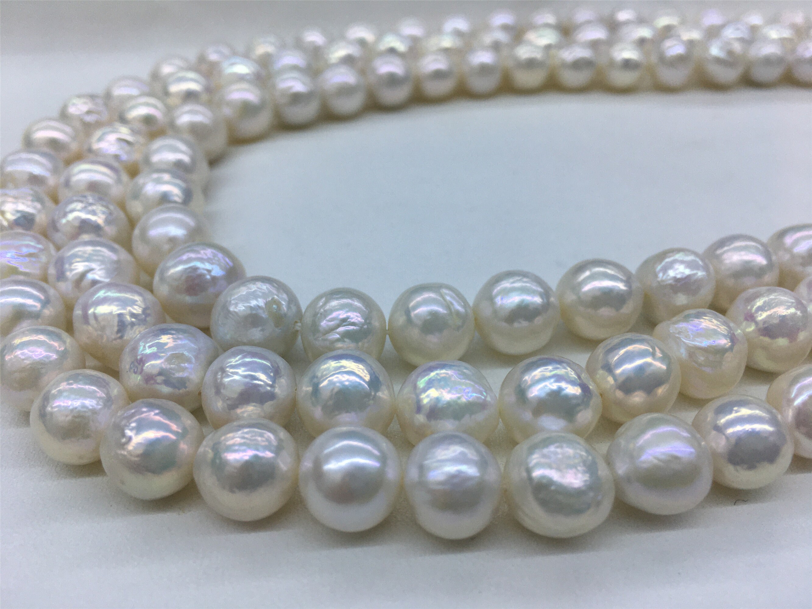 9-11mm Amazing Metallic White Ripple Pearl Strand,natural