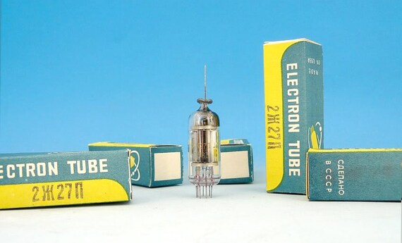 NEU. RUSSISCHE PENTODE /" 2Ж27П /" 2SH27L