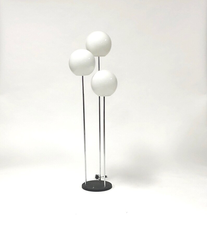 Mid Century Modern 3 Globe Floor Lamp Image 0