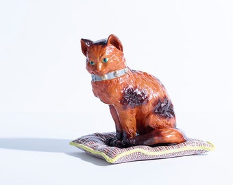 Painted porcelain cat on pillow by Oggetti Mangani