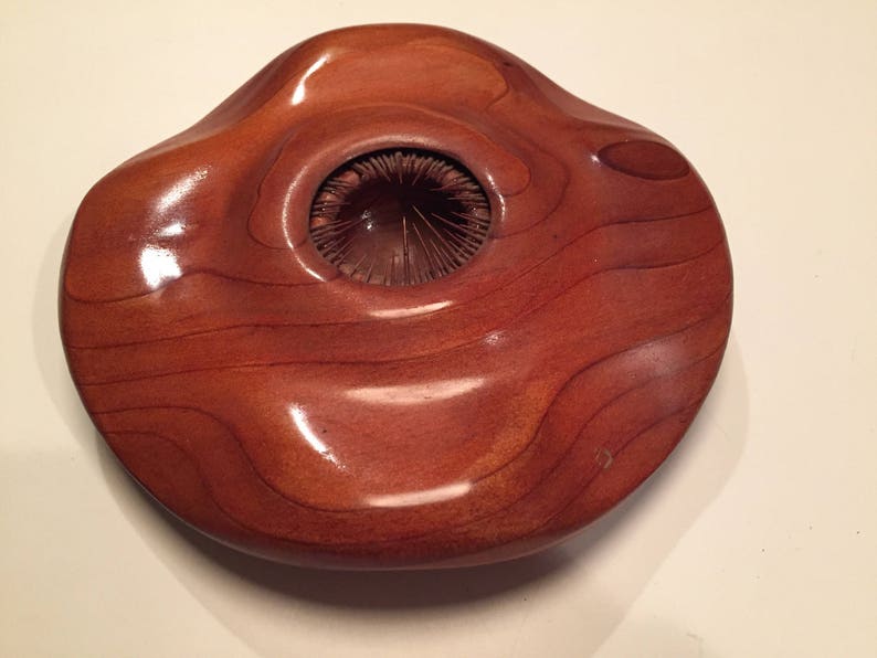 Wood sculpture by Austin Texas artist Shawn Roberts titled Redwood Flytrap image 4