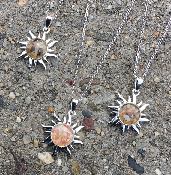 Shore Line Sand Sun Necklace