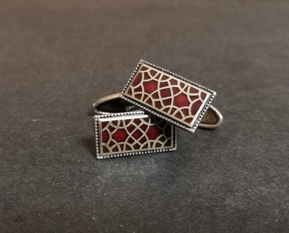 Vintage cufflinks. Silver 875. Red enamel pattern.