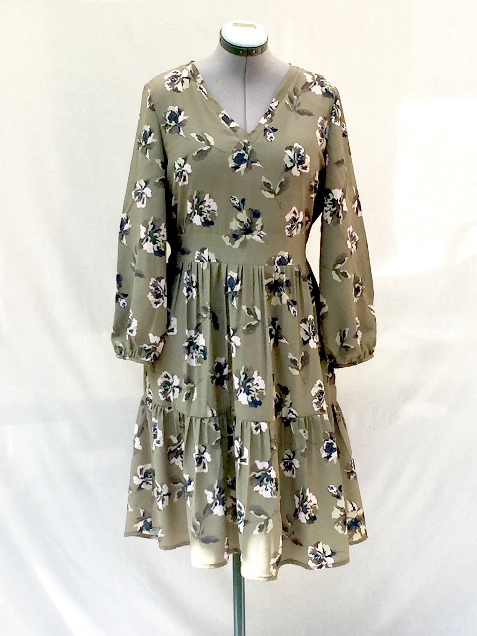 Khaki Feminine Floral Collared Dress