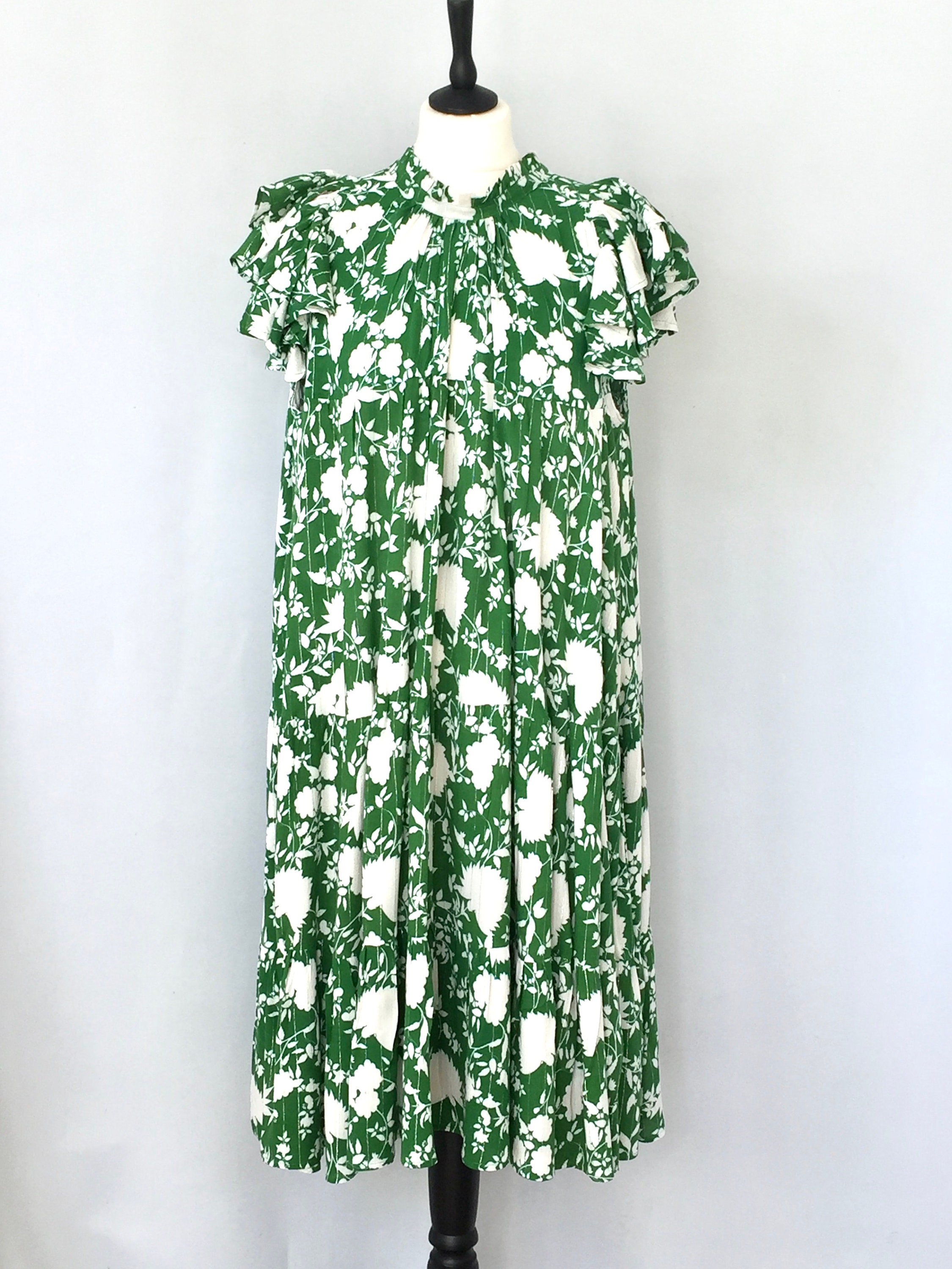 Robe verte imprimee fleurs blanches robe a volants robe manches courtes Fait main Made in France Etsy France