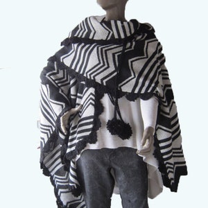 Chevron Poncho, Aztec Poncho, Outerwear Coat, Women Clothing, Ethnic Poncho , black and white poncho image 2