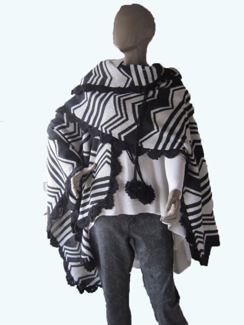 Chevron Poncho, Aztec Poncho, Outerwear Coat, Women Clothing, Ethnic Poncho , black and white poncho image 2