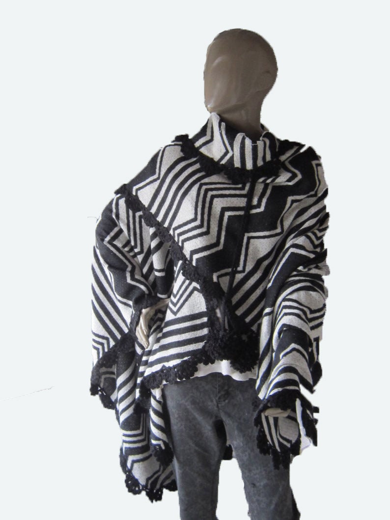 Chevron Poncho, Aztec Poncho, Outerwear Coat, Women Clothing, Ethnic Poncho , black and white poncho image 4