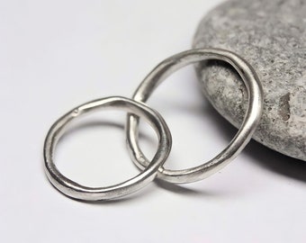 Schlichtes 925 Sterling Silber Hochzeitsband 2mm, Handarbeit, schlichtes dünnes Band, minimalistisches Hochzeitsband, für Männer & Frauen, Hochzeitsgeschenke für Paare