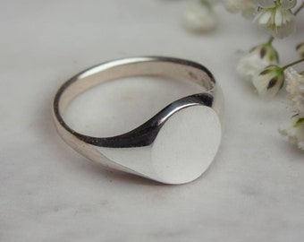 Silver Circle Signet Ring, Raw Minimal Jewellery