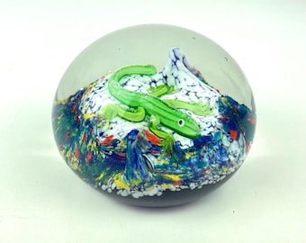 Vintage Art Glass Paperweight With Salamander Lizard