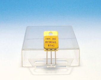 1x IRFM040 International Rectifier HEXFET Power MOSFET P-channel Gold Transistor TO-254AA 50V 96W 25A Military Steampunk Art Project