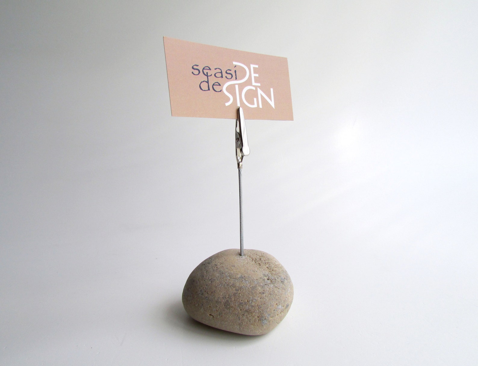 Stone Photo Clip Stand Picture Clip Holder Beach Pebble Art Etsy