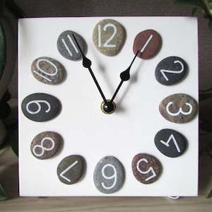 Colorful Stone Clock 6.5&quot;, Pebble Art Clock, Small Stone Table Clock, Beach Theme Gift, Coastal Decor, Seaside Design Clock, Coastal Design