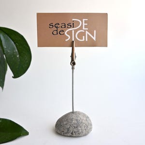 Supporto per foto in pietra, portafoto, clip per promemoria artistica con ciottoli di spiaggia, supporto per foto costiere, porta biglietti da visita per matrimonio in pietra naturale da spiaggia