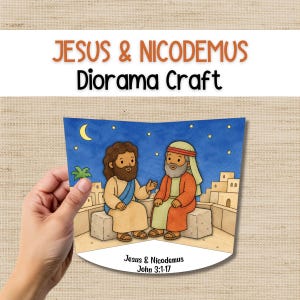 Puede incluir: Una manualidad de diorama con una ilustración de Jesús y Nicodemo. La obra de arte representa a dos figuras sentadas en bloques de piedra, sobre un cielo nocturno con una luna creciente y estrellas. El texto "Jesus & Nicodemus Diorama Craft" se muestra en la parte superior.
