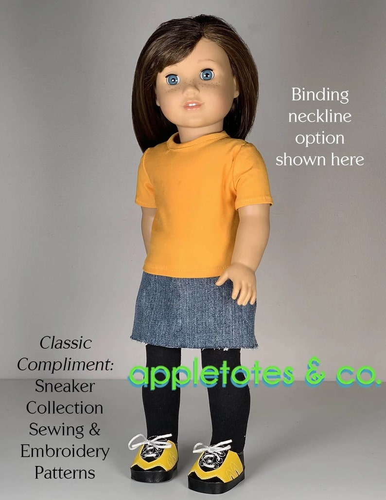 K&ouml;nnte beinhalten: Eine Puppe tr&auml;gt ein gelbes T-Shirt mit kurzen &Auml;rmeln, einen Jeansrock, schwarze Strumpfhosen und gelbe und schwarze Turnschuhe. Die Puppe hat braunes Haar und blaue Augen. Der Text "appletotes & co." ist auf dem Bild zu sehen. Der Text "Classic Compliment: Sneaker Collection Sewing & Embroidery Patterns" ist ebenfalls auf dem Bild zu sehen.