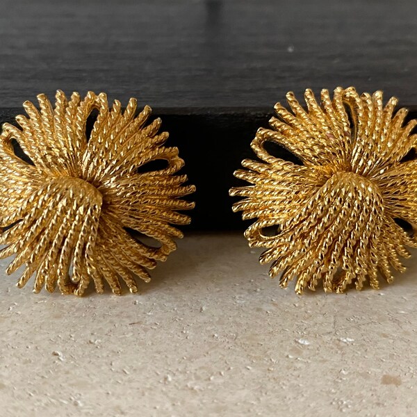 Boucles D'oreilles Clip Vintage Monet Doré Torsadé - Signées