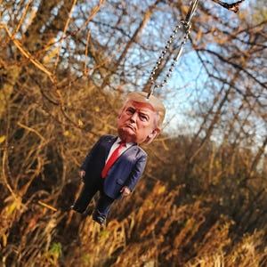 Trump keychain, Donald Trump Keychain, election keychain, republican keychain, republican gift, Trump gift, Trump fan, Donald Trump fan