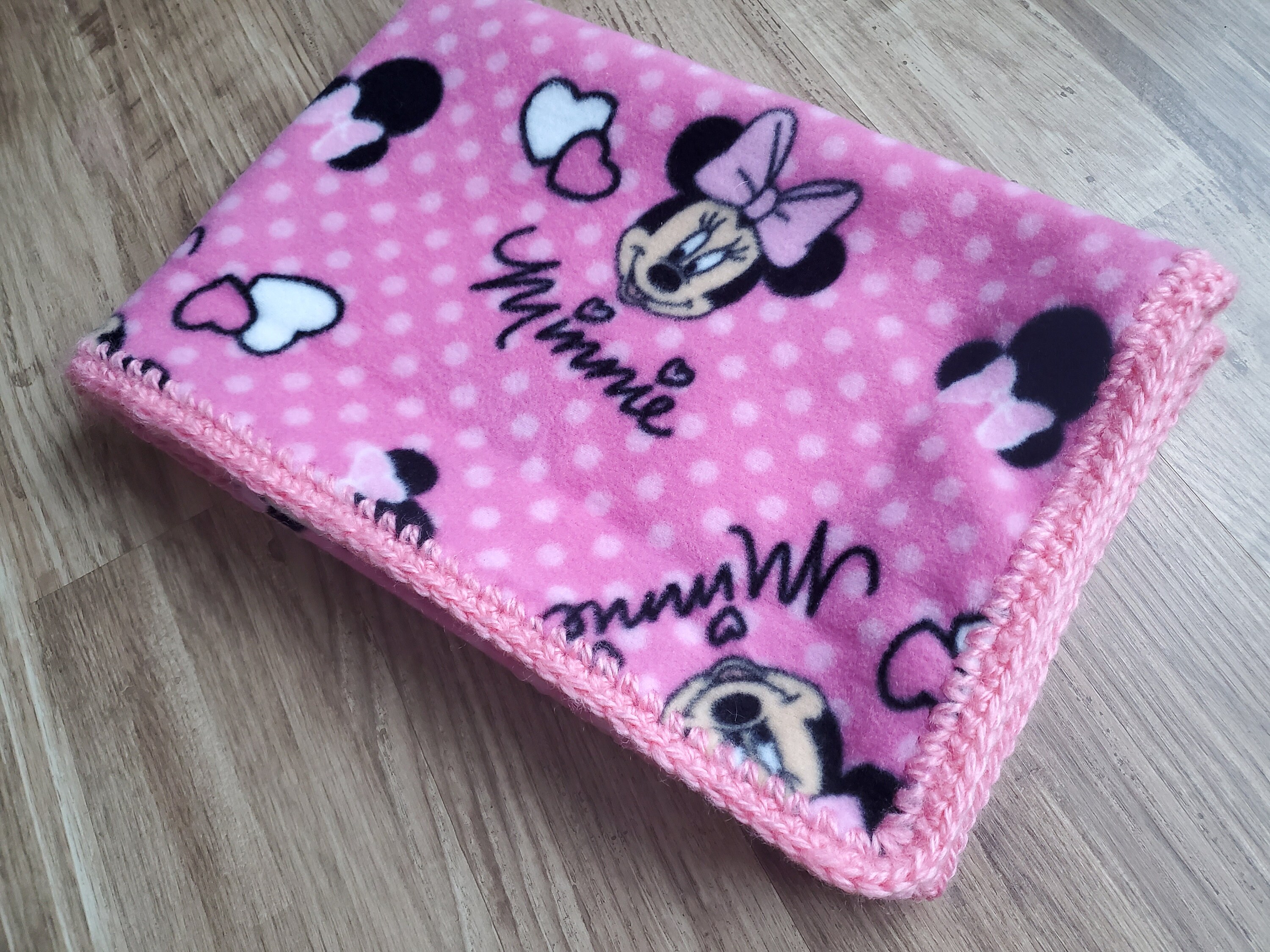 Minnie Baby Blanket Baby Girl Blanket Minnie Mouse Blanket Etsy