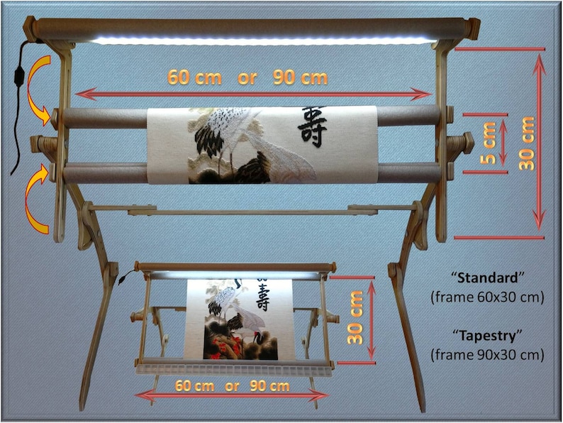 Puede incluir: Un bastidor de bordado de madera con luz LED integrada. El bastidor es ajustable para adaptarse a una pieza de tela de 60 cm o 90 cm de ancho. El bastidor tiene 30 cm de alto y una barra de soporte de 5 cm de ancho. El bastidor se muestra con una pieza de tela con un dise&ntilde;o de gr&uacute;a y los caracteres chinos "壽" y "時".