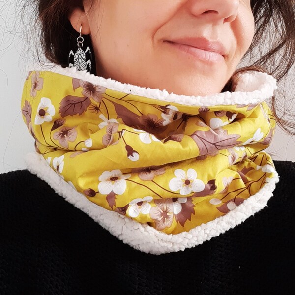 Snood adulte femme tour de cou jaune fleurs accessoire hiver vêtement femme