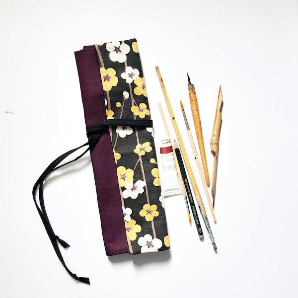 Pochette rangement trousse artiste peinture pinceaux dessin fleurs cerisiers jaune violet accessoire japonisant