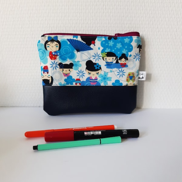 Trousse plate bleu poupées japonaises kokeshi trousse école enfant