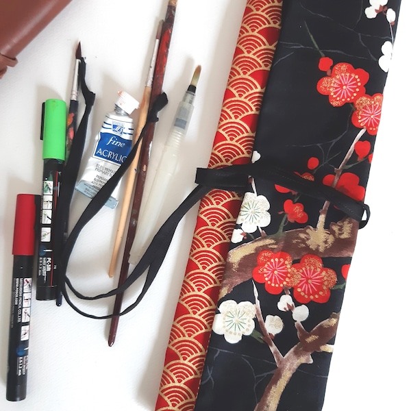 flowers paintbrush Roll up artist case organizer