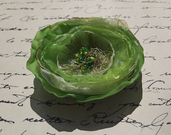 Fabric Flower Pin, Green and White - FFP-33
