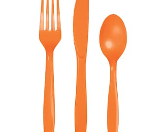 Orange Plastic Cutlery Set for 8 – Disposable Party Utensils for Birthday or Halloween