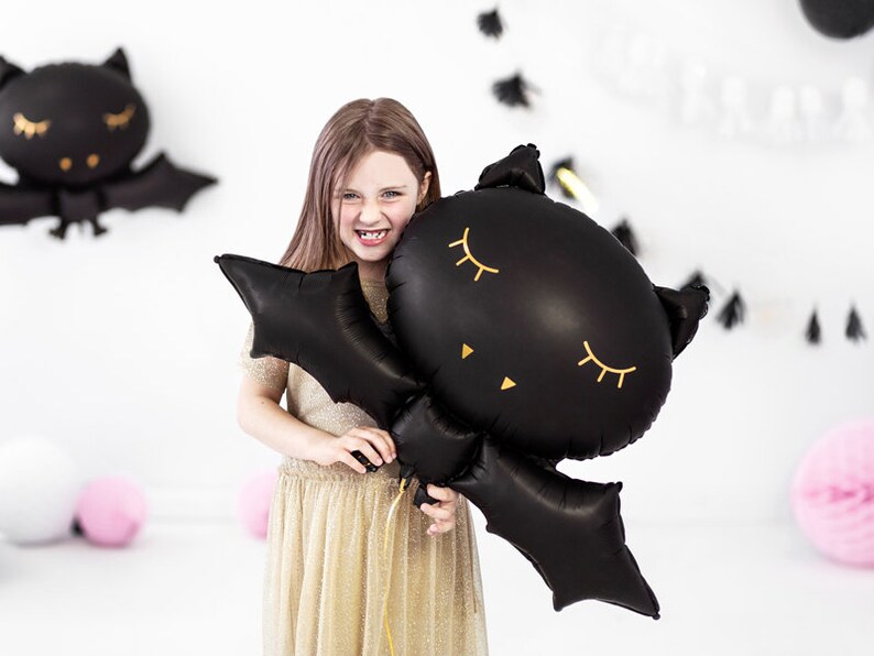 Halloween Bat Tissue Garland Kids Halloween Party Decorations Halloween Birthday Halloween Bunting Banner Halloween Photo Backdrop image 9