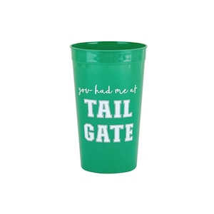 Tazza di plastica &quot;Green You Had Me at Tailgate&quot; 8 pezzi / Compleanno di football / Festa di tailgate / Tazza da stadio di football / Giorno della partita del college / Tazza da stadio