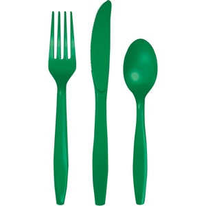 Emerald Green Premium Plastic Cutlery Service for 8 | Plastic Silverware | Party Utensils | Kids Boys Birthday Party | Disposable Flatware